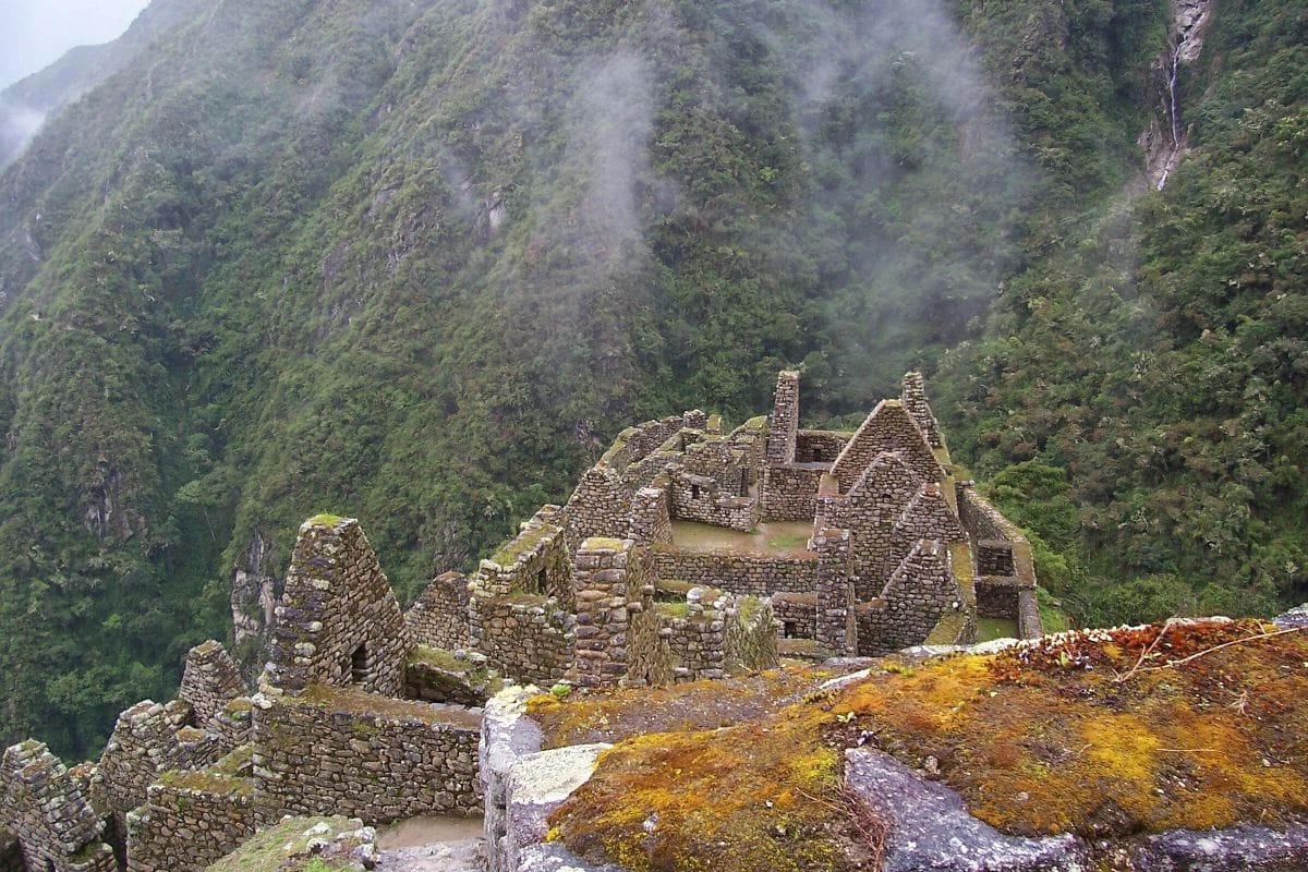 Short Inca Trail to Machu Picchu